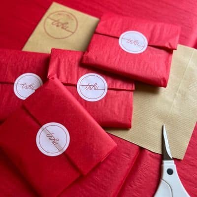 HANDKERCHIEF PERSONALIZED GIFT 